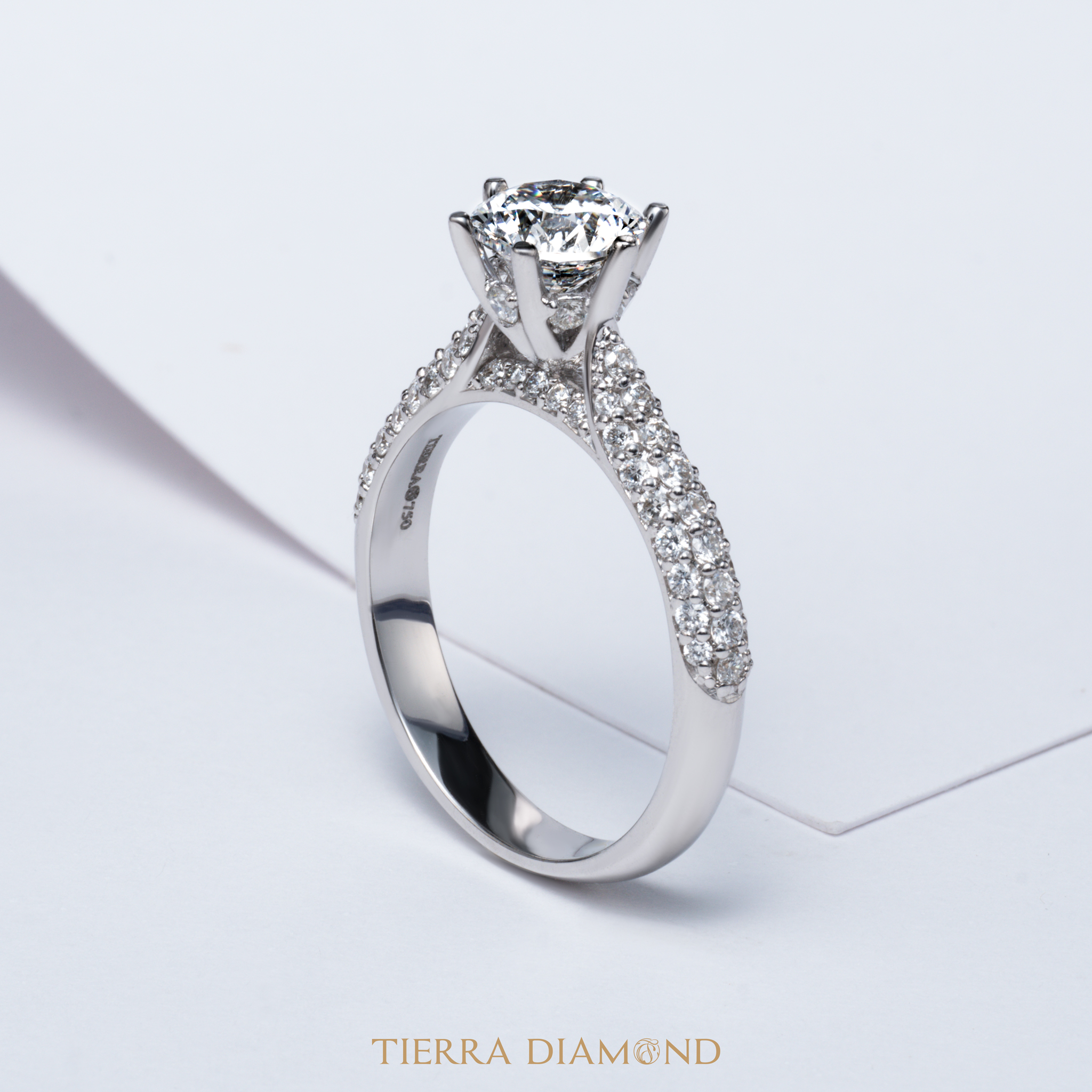 Ổ nhẫn kim cương đẹp